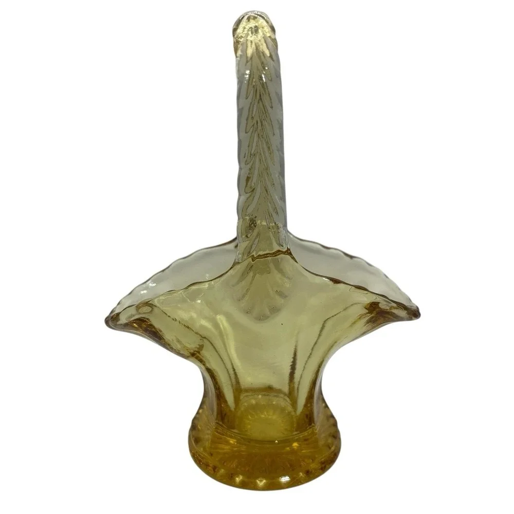 Vintage Westmoreland Golden Sunset (Amber) Glass Basket Ball & Swirl 6.5